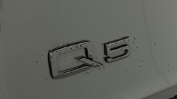 2024 (24) AUDI Q5 40 TDI Quattro Black Edition 5dr S Tronic 5126701