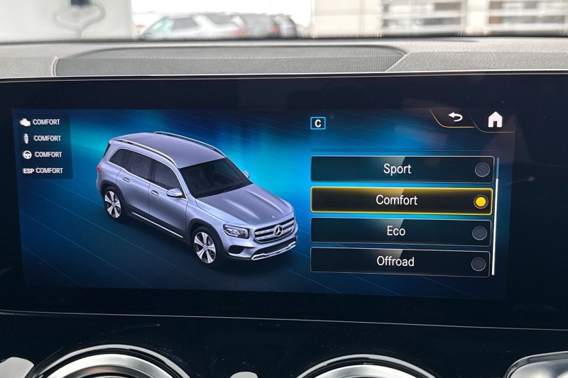 2023 (73) MERCEDES-BENZ GLB 220d 4M AMG Line Prem  PLUS Night Ed 5dr 8G-Tronic 5086063