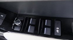 2022 (22) LAND ROVER RANGE ROVER VELAR 2.0 D200 Edition 5dr Auto 5136167