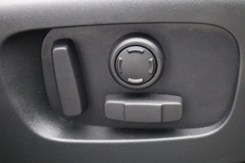 2022 (22) LAND ROVER RANGE ROVER VELAR 2.0 D200 Edition 5dr Auto 5136170