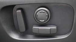 2022 (22) LAND ROVER RANGE ROVER VELAR 2.0 D200 Edition 5dr Auto 5136170