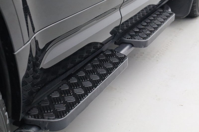 2025 (25) LAND ROVER COMMERCIAL DEFENDER 3.0 D250 Hard Top X-Dynamic SE Auto [3 Seat] 5133406