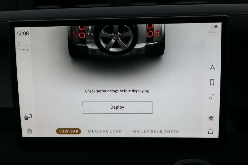 2025 (25) LAND ROVER COMMERCIAL DEFENDER 3.0 D250 Hard Top X-Dynamic SE Auto [3 Seat] 5133436