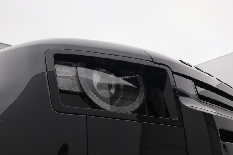 2025 (25) LAND ROVER COMMERCIAL DEFENDER 3.0 D250 Hard Top X-Dynamic SE Auto [3 Seat] 5133403