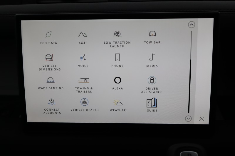 2025 (25) LAND ROVER COMMERCIAL DEFENDER 3.0 D250 Hard Top X-Dynamic SE Auto [3 Seat] 5133437