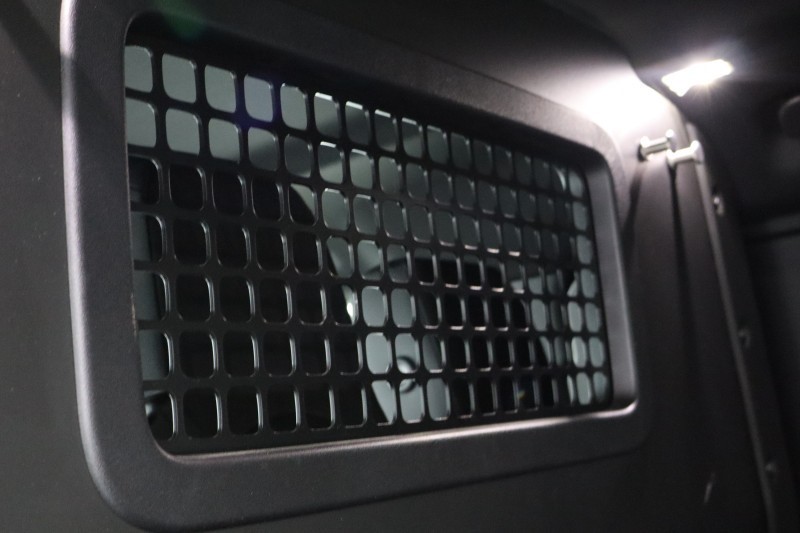 2025 (25) LAND ROVER COMMERCIAL DEFENDER 3.0 D250 Hard Top X-Dynamic SE Auto [3 Seat] 5133448