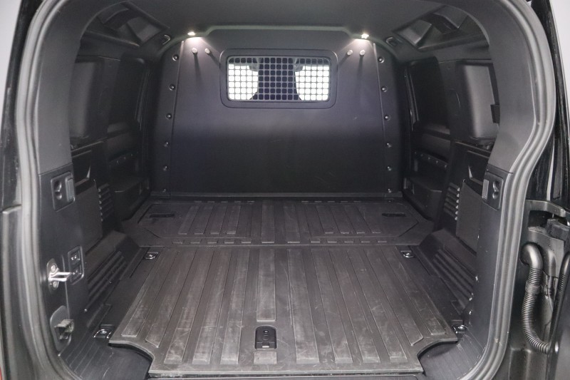 2025 (25) LAND ROVER COMMERCIAL DEFENDER 3.0 D250 Hard Top X-Dynamic SE Auto [3 Seat] 5133412