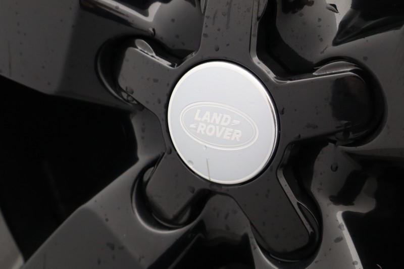 2025 (25) LAND ROVER COMMERCIAL DEFENDER 3.0 D250 Hard Top X-Dynamic SE Auto [3 Seat] 5133409