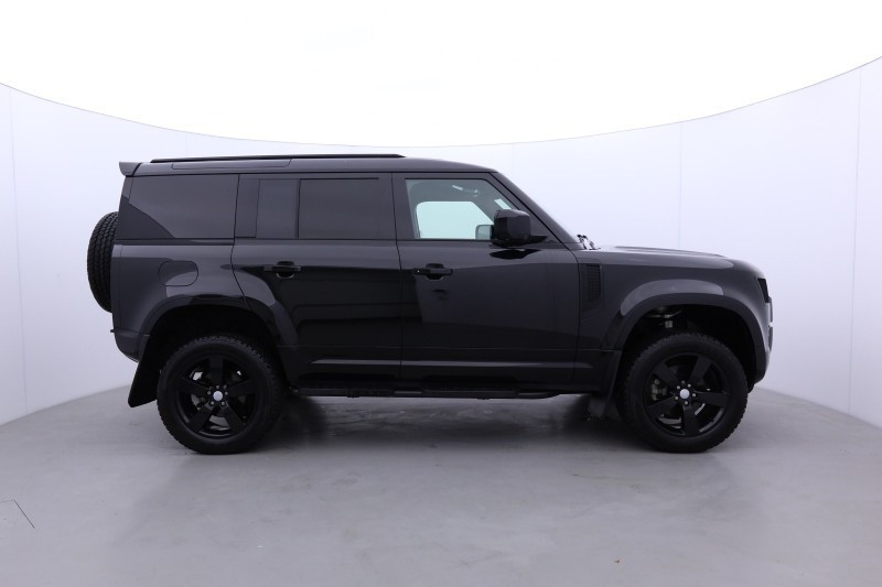 2025 (25) LAND ROVER COMMERCIAL DEFENDER 3.0 D250 Hard Top X-Dynamic SE Auto [3 Seat] 5133399