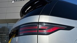 2024 (73) LAND ROVER DISCOVERY 3.0 D300 Dynamic HSE 5dr Auto 5189406