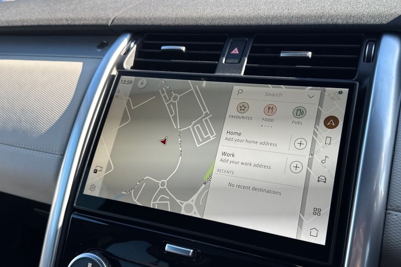 2024 (73) LAND ROVER DISCOVERY 3.0 D300 Dynamic HSE 5dr Auto 5189372