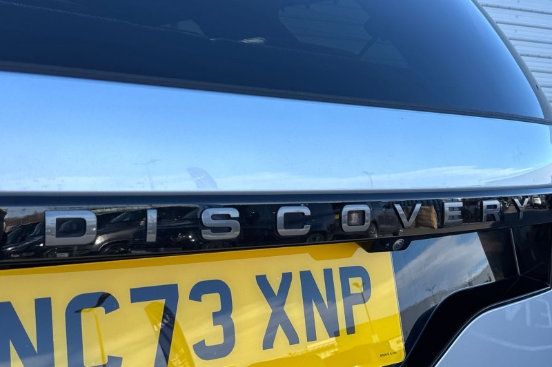 2024 (73) LAND ROVER DISCOVERY 3.0 D300 Dynamic HSE 5dr Auto 5189404