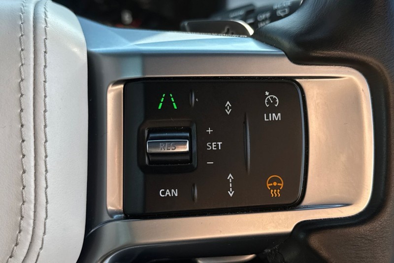 2024 (73) LAND ROVER DISCOVERY 3.0 D300 Dynamic HSE 5dr Auto 5189389