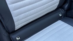 2024 (73) LAND ROVER DISCOVERY 3.0 D300 Dynamic HSE 5dr Auto 5189396