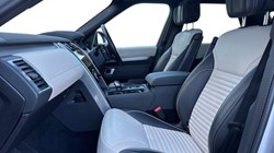 2024 (73) LAND ROVER DISCOVERY 3.0 D300 Dynamic HSE 5dr Auto 5189364