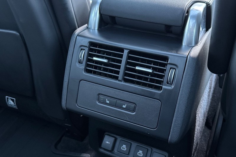 2024 (73) LAND ROVER DISCOVERY 3.0 D300 Dynamic HSE 5dr Auto 5189379