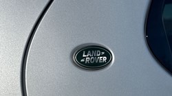 2024 (73) LAND ROVER DISCOVERY 3.0 D300 Dynamic HSE 5dr Auto 5189405