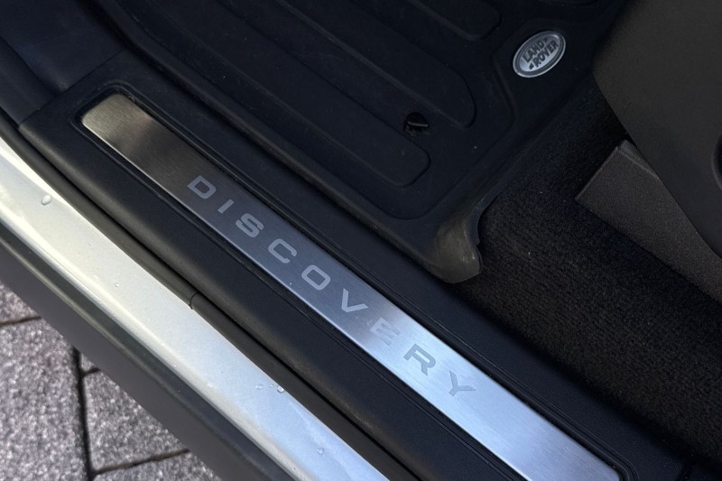 2024 (73) LAND ROVER DISCOVERY 3.0 D300 Dynamic HSE 5dr Auto 5189397