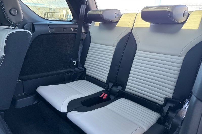 2024 (73) LAND ROVER DISCOVERY 3.0 D300 Dynamic HSE 5dr Auto 5189412