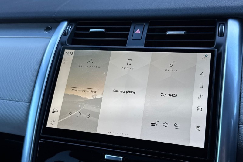 2024 (73) LAND ROVER DISCOVERY 3.0 D300 Dynamic HSE 5dr Auto 5189390