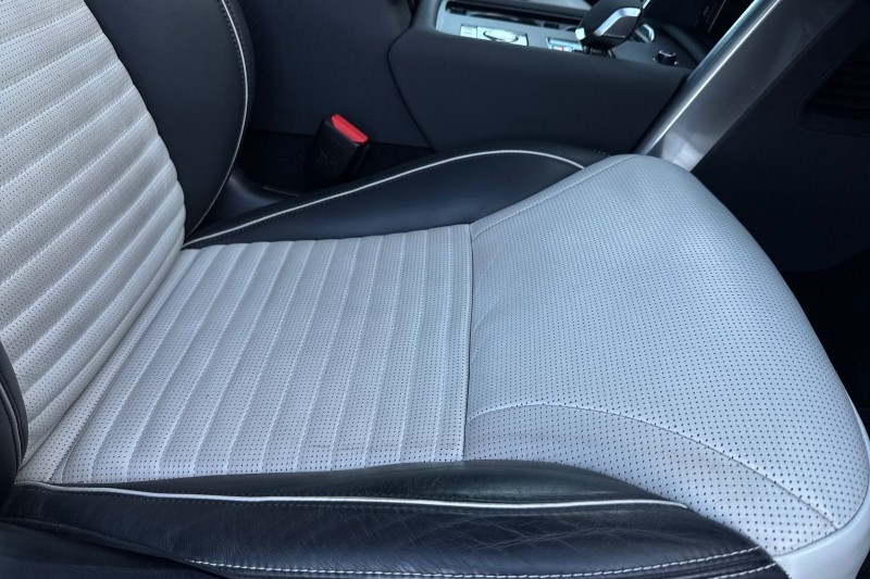 2024 (73) LAND ROVER DISCOVERY 3.0 D300 Dynamic HSE 5dr Auto 5189386