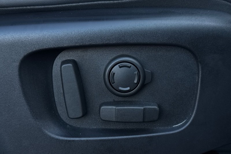 2024 (73) LAND ROVER DISCOVERY 3.0 D300 Dynamic HSE 5dr Auto 5189385