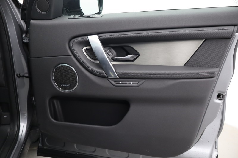 2024 (24) LAND ROVER DISCOVERY SPORT 1.5 P300e Dynamic SE 5dr Auto [5 Seat] 5231648