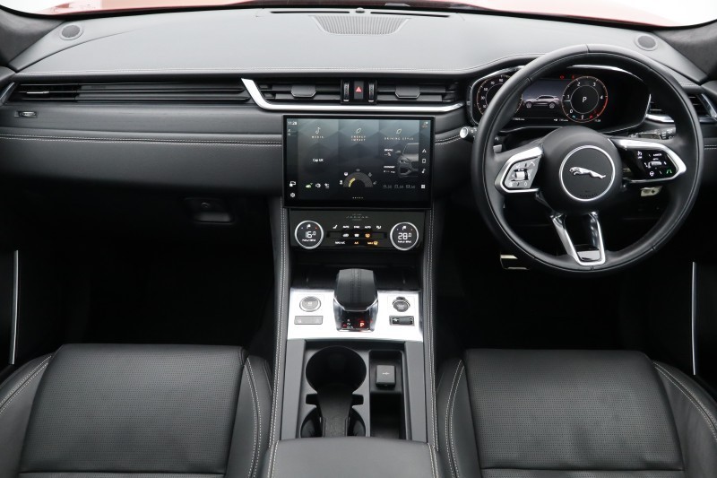 2024 (24) JAGUAR F-PACE 2.0 D200 R-Dynamic HSE Black 5dr Auto AWD 5125925