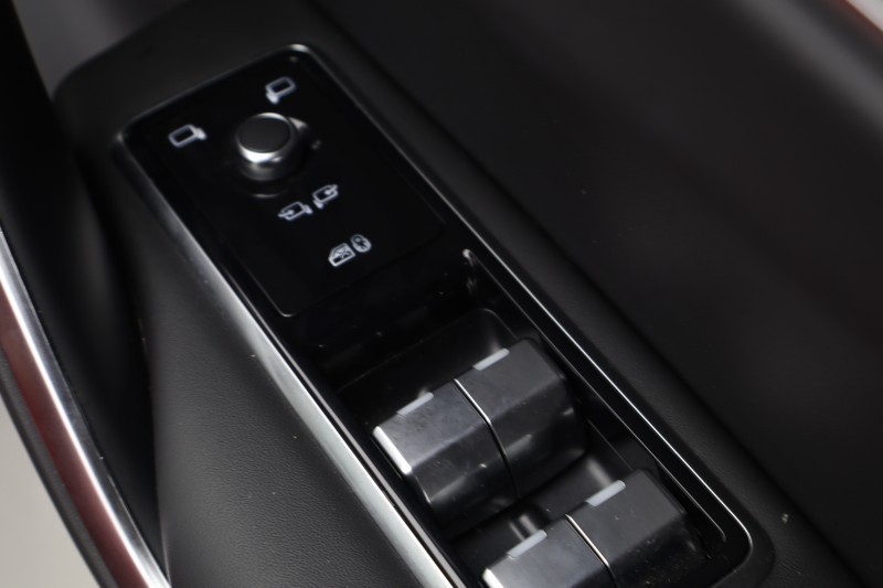 2024 (24) JAGUAR F-PACE 2.0 D200 R-Dynamic HSE Black 5dr Auto AWD 5125942