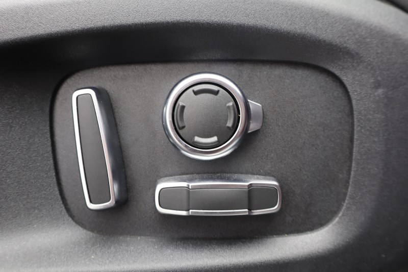 2024 (24) JAGUAR F-PACE 2.0 D200 R-Dynamic HSE Black 5dr Auto AWD 5125943