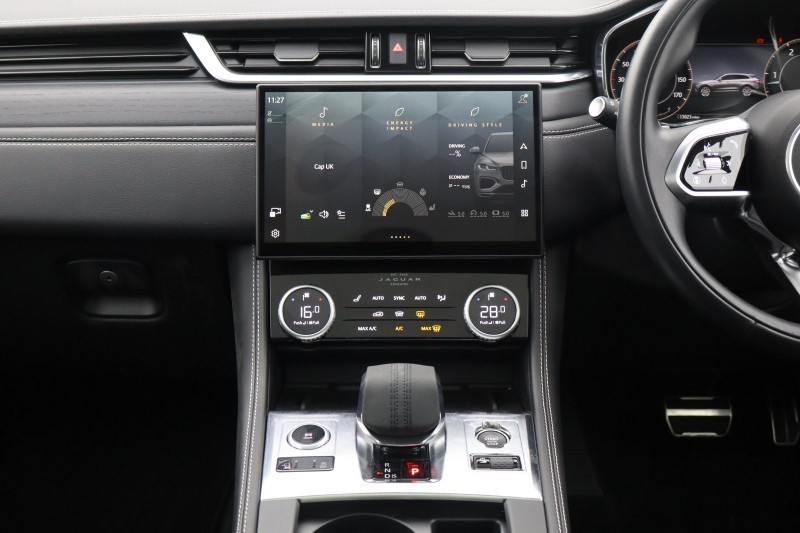 2024 (24) JAGUAR F-PACE 2.0 D200 R-Dynamic HSE Black 5dr Auto AWD 5125923