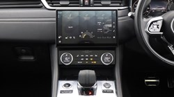 2024 (24) JAGUAR F-PACE 2.0 D200 R-Dynamic HSE Black 5dr Auto AWD 5125923