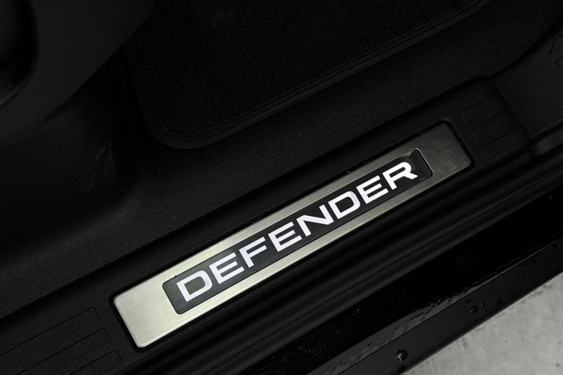 2025 (74) LAND ROVER DEFENDER 3.0 D350 X-Dynamic HSE 110 5dr Auto [7 Seat] 5087384