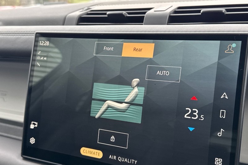 2025 (74) LAND ROVER DEFENDER 3.0 D350 X-Dynamic HSE 110 5dr Auto [7 Seat] 5087399