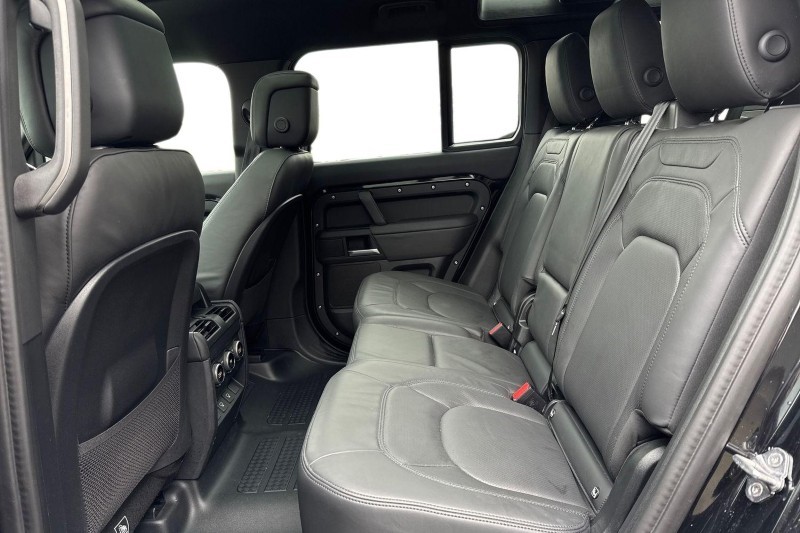 2025 (74) LAND ROVER DEFENDER 3.0 D350 X-Dynamic HSE 110 5dr Auto [7 Seat] 5087352