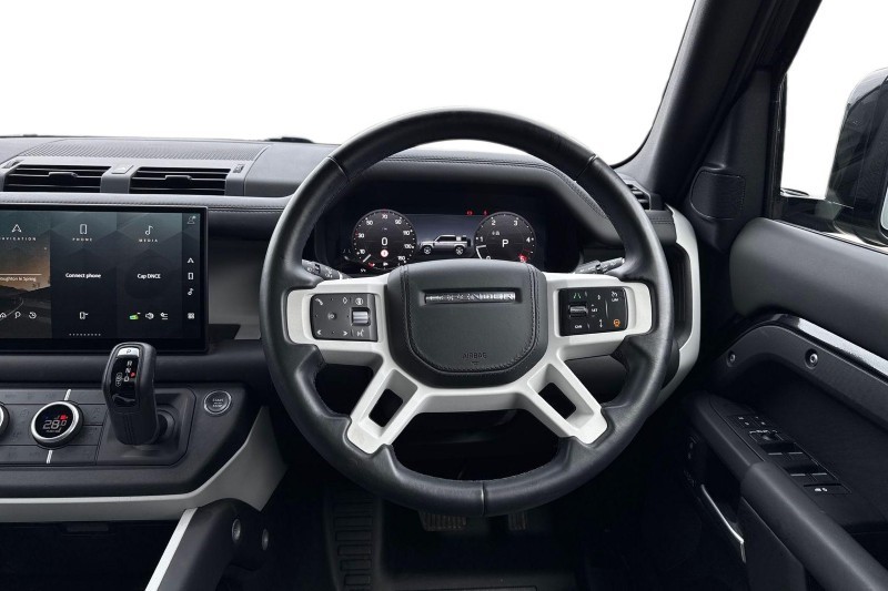 2025 (74) LAND ROVER DEFENDER 3.0 D350 X-Dynamic HSE 110 5dr Auto [7 Seat] 5087363