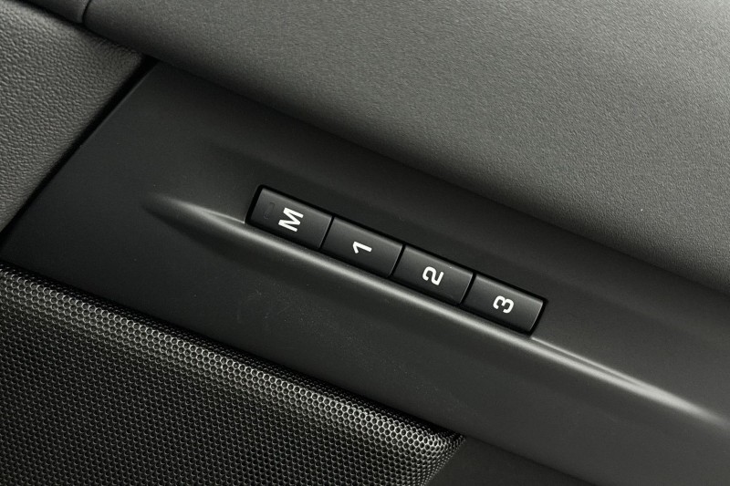 2024 (74) LAND ROVER RANGE ROVER EVOQUE 1.5 P270e Dynamic SE 5dr Auto 5109633