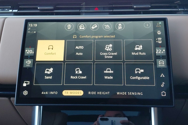 2024 (74) LAND ROVER RANGE ROVER 3.0 P550e Autobiography 4dr Auto 5128635