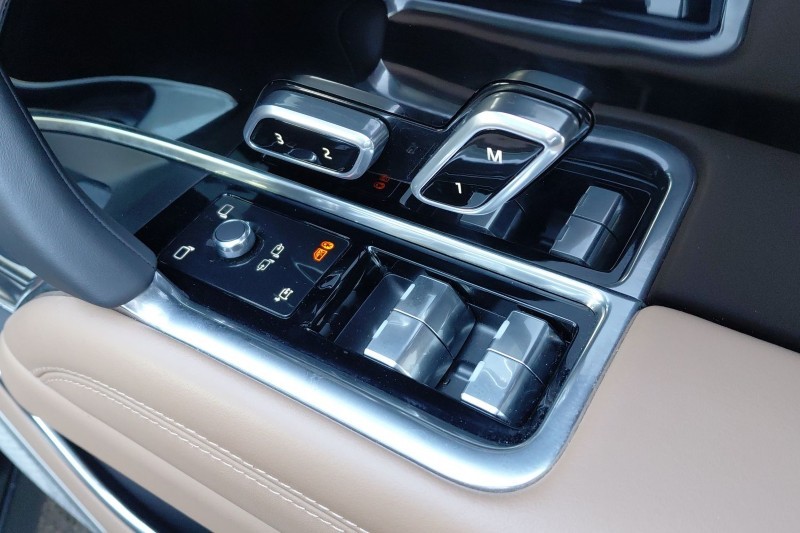 2024 (74) LAND ROVER RANGE ROVER 3.0 P550e Autobiography 4dr Auto 5128619