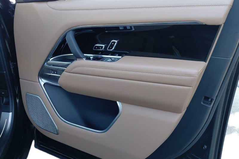 2024 (74) LAND ROVER RANGE ROVER 3.0 P550e Autobiography 4dr Auto 5128618