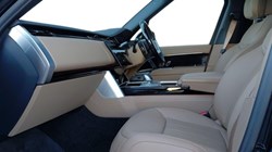 2024 (74) LAND ROVER RANGE ROVER 3.0 P550e Autobiography 4dr Auto 5128599