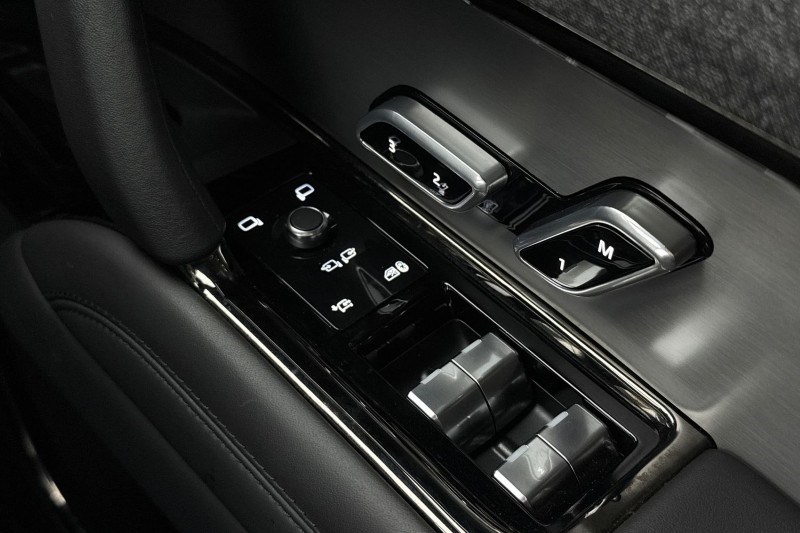 2024 (73) LAND ROVER RANGE ROVER SPORT 3.0 D300 Dynamic SE 5dr Auto 5117811