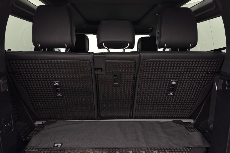 2024 (24) LAND ROVER DEFENDER 3.0 D350 X-Dynamic HSE 90 3dr Auto 5117850