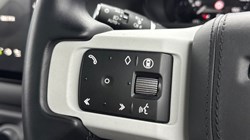2024 (24) LAND ROVER DEFENDER 3.0 D350 X-Dynamic HSE 90 3dr Auto 5117867