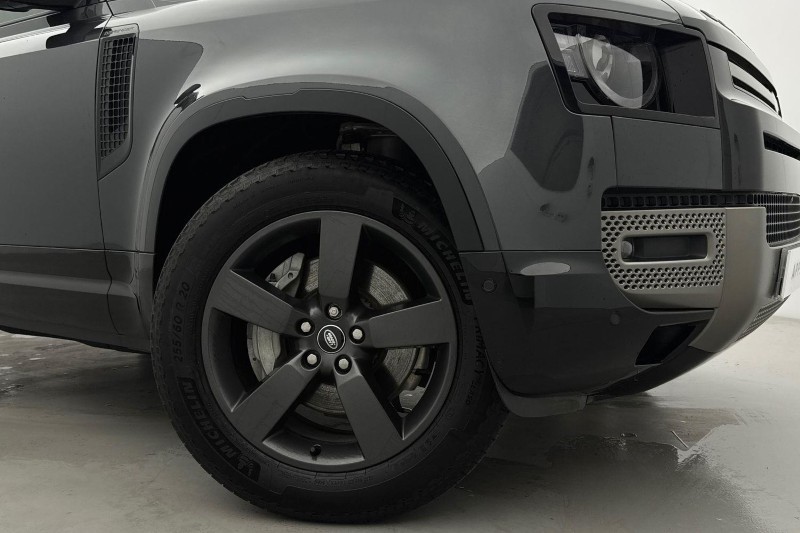 2024 (24) LAND ROVER DEFENDER 3.0 D350 X-Dynamic HSE 90 3dr Auto 5574461