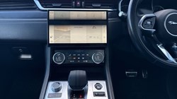 2022 (22) JAGUAR F-PACE 2.0 D200 R-Dynamic Black 5dr Auto AWD 5347069