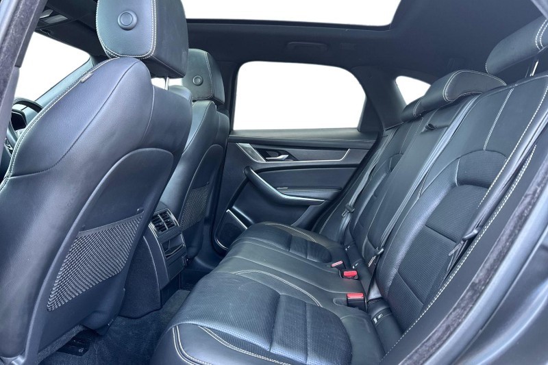 2022 (22) JAGUAR F-PACE 2.0 D200 R-Dynamic Black 5dr Auto AWD 5347063