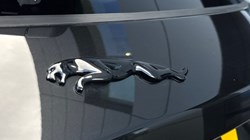 2022 (22) JAGUAR F-PACE 2.0 D200 R-Dynamic Black 5dr Auto AWD 5347083