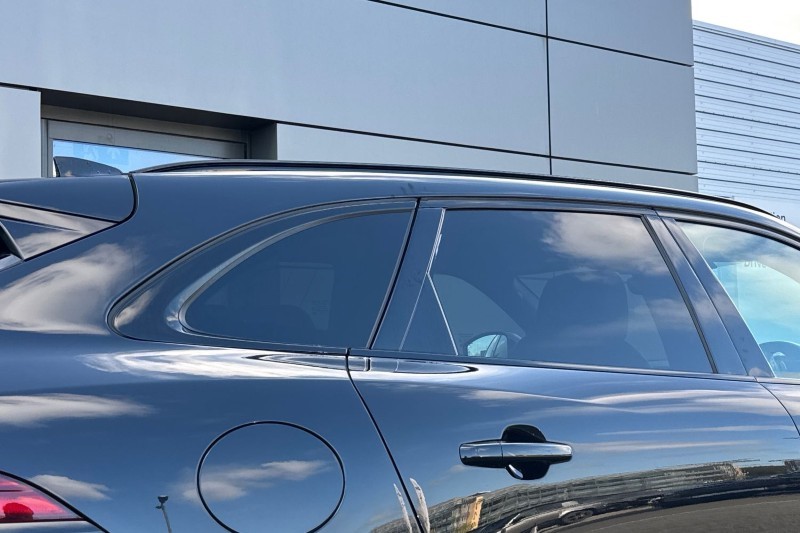 2022 (22) JAGUAR F-PACE 2.0 D200 R-Dynamic Black 5dr Auto AWD 5347088