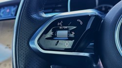 2022 (22) JAGUAR F-PACE 2.0 D200 R-Dynamic Black 5dr Auto AWD 5347103